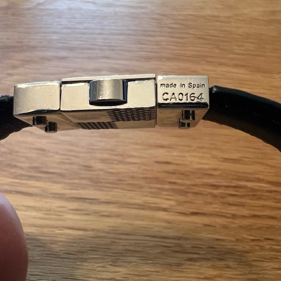 LOUIS VUITTON BRACELET - Picture 4 of 9